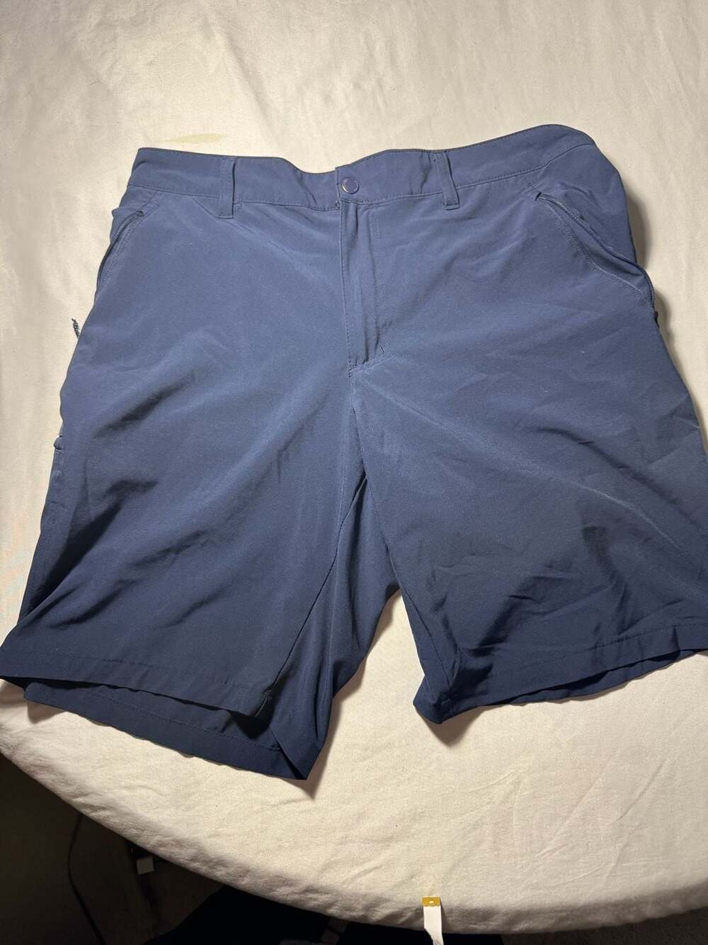 Columbia Sportswear Men's Hiking Shorts Navy 36/46
